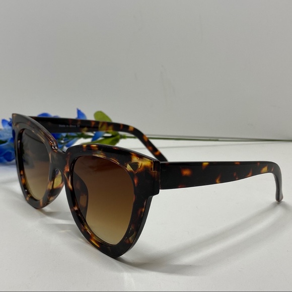Cat Eye Fashion Sunglasses Tortoise - Picture 3 of 3